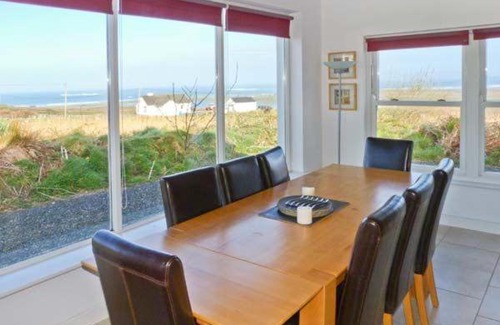 Killadoon House | Montbretia Lodge