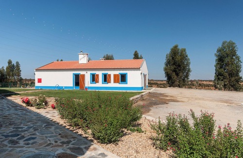 Almodovar e Graca dos Padroes House | Monte Beato House no. 2