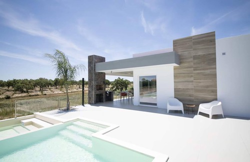 Grandola Cottage | Monte Calmaria by Estilo Lusitano, with private pool and Jacuzzi
