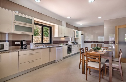 Albufeira Villa | Monte dos Avós - Spacious villa located in a quiet place with private pool