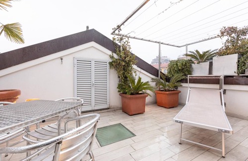 Borgonuovo Apartment | Monte Napoleone Split level Terrace Apartment Top Collection