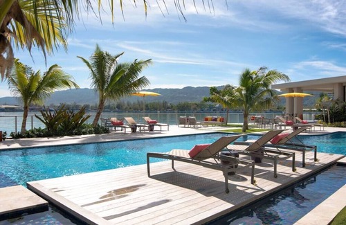 Montego Bay Apartment | Montego Bay: Elegant Apt w/Stunning Sunset Views