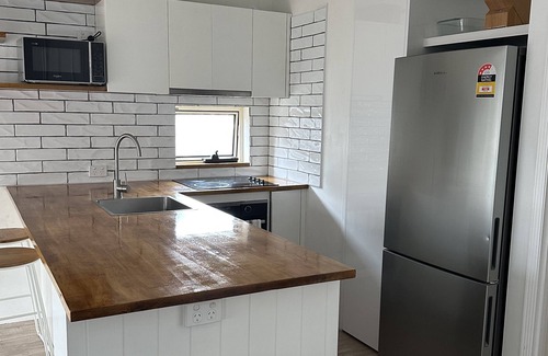 Mermaid Beach Apartment | Montego Sands Resort
