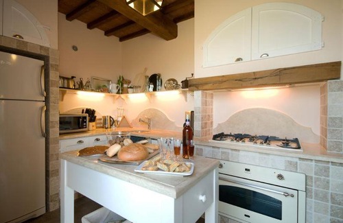 Montelopio Villa | Montelopio Villa Sleeps 8 Pool Air Con WiFi