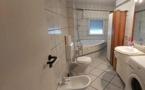 Hanau Apartment | Monteur-, Ferienwohnung mit Balkon in Hanau bei Frankfurt und Aschaffenburg