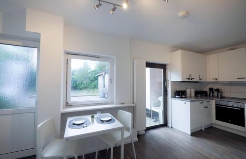 Bad Oldesloe Apartment | Monteurwohnung für 6 Personen mit WLAN, Gäste-WC, TV – Bad Oldesloe Nähe Hamburg & Lübeck - OD11a