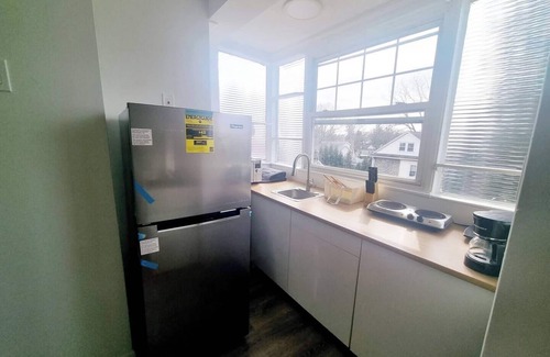 Elkins Park Apartment | Monthly Discount ! Charming and well-appointed studio apartment featuring an open layout, cozy living space, modern kitchen, and a clean, private bathroom—perfect for comfortable, convenient living.
