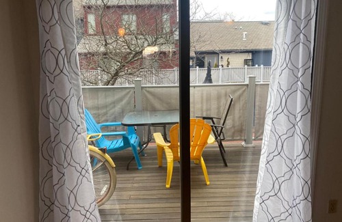 Newport Apartment | monthly only shared apt