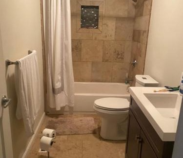 Newport Apartment | monthly only shared apt