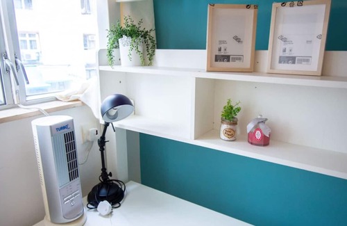 Wan Chai Apartment | Monthly Shared Dormitory Room for young traveller Short Visit to HK