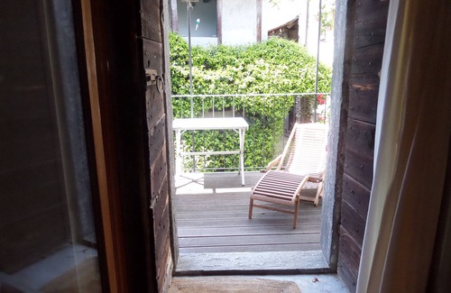 Terre di Pedemonte House | Monti & Lago - Rustico in the historic center of Verscio, Centovalli