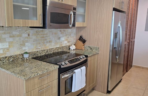 Sardinera Apartment | Monti's Luxury Apt @ Peña Mar Ocean Club.