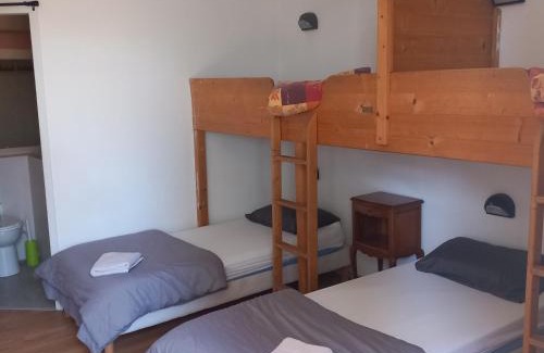 Cubieres Hotel | MONTLO RELAIS DES CERFS