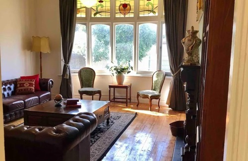 Moolap House | Montreux on High Country Feel 5 minutes from CBD
