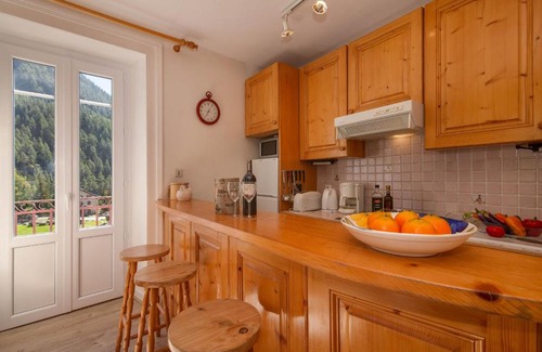 Montroc Apartment | Montroc Apartment Sleeps 5
