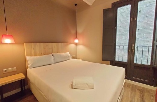 La Sagrada Familia Apartment | Montserrat Apartments by gaiarooms