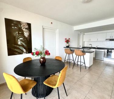 Jan Thiel Apartment | Mooi appartement met adembenemend uitzicht op zee