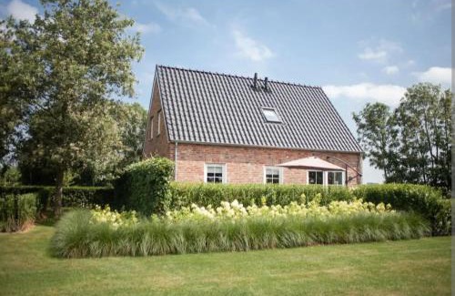 Aagtekerke House | Mooi, vrij gelegen vakantiehuis dichtbij zee en strand!