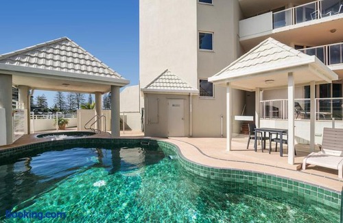 Mooloolaba Apartment | Mooloolaba Beachfront Apartment
