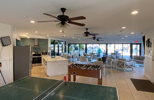 Largo Sound Village Condo | Moon Bay Condo with Boat Slip Available summer 2025