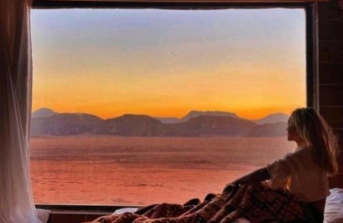 Wadi Rum Hotel | moon city with jeep trips