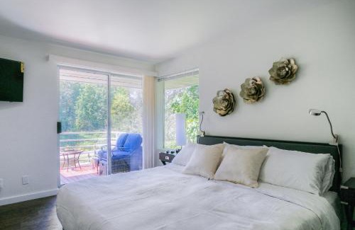 North Bend Apartment | Moon River Suite #2