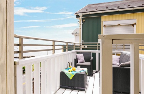 Yokosuka House | Moon road Oceanfront Villa with Traditional Japanese wooden bath Dry sauna/Yokosuka Kanagawa
