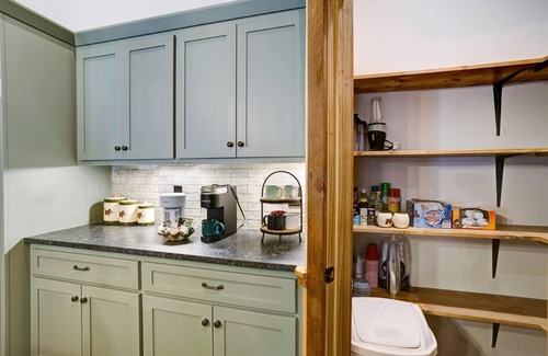 Morganton Cabin | Moonbeam - Elegant Modern Meets Rustic, Hot Tub, Firepit, Serene Oasis