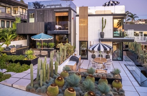Encinitas House | Moonlight Beach Luxury Home
