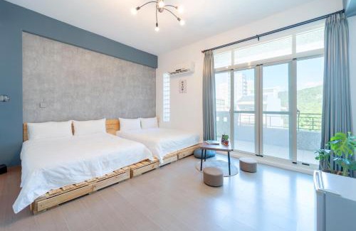 Taitung House | Moonlit Corner