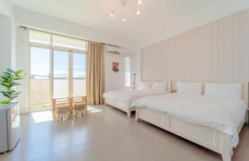 Taitung House | Moonlit Corner