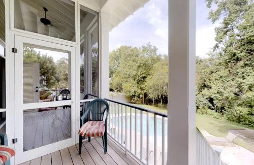Folly Field House | Moonshell