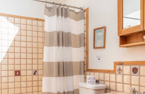 Gualala Cottage | Moonstar Cottage | Near Bluffs & Pet Friendly