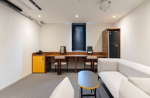 Mokpo Hotel | Moor Hotel by Aank Mokpo