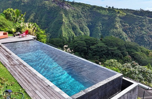 Faaa House | Moorea Horizon – Studio with Panoramic View and Pool