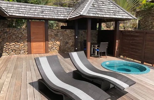 Moorea-Maiao Villa | Moorea-Maiao, Windward Islands - Villa Te Maka, lagoon view, jacuzzi, AC, Fiber