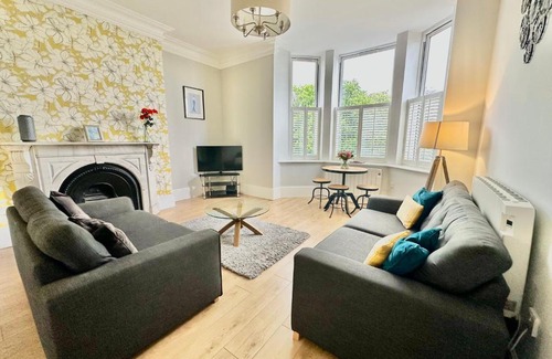 Acomb Apartment | Moorgate View With Free On Street Parking