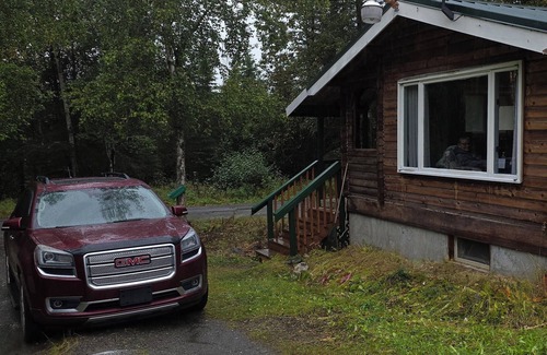 Ridgeway Apartment | Moose Cabin Inn is a cozy 1 bedroom/1 bathroom cabin style apartment. nKenai, AK