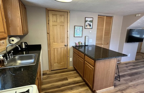 Wasilla Cabin | Moose Landing Cabin C87 with all the amenities