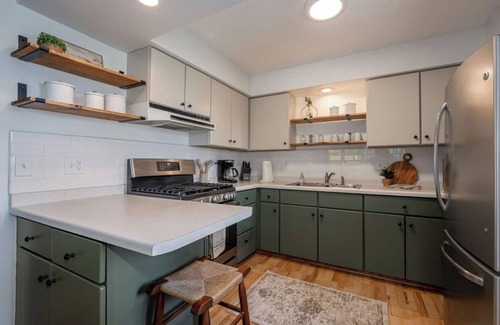 Cohasset Cabin | Moose Point Lookout - Two Bedroom cabin- Sunroom, Dock and Private Beach + Kayaks & Paddle Board
