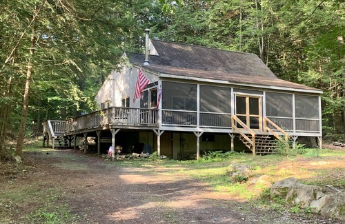 West Bridgton House | Moose Pond Mountain Escape 3BR/2BA and much to enjoy!