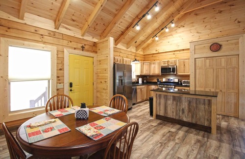 Bryson City House | Moose Tracks- Bryson Village