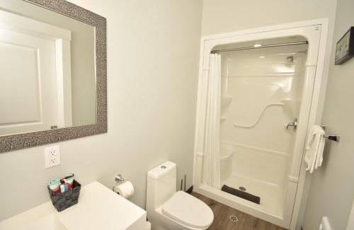 Glenwood Hotel | Moosehead Trail Rider Rooms
