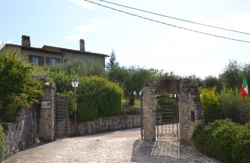 Piedicolle Villa | Mora, Peacefull Luxury villa in Umbria with Private pool, gardens and views