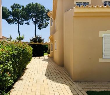 Quarteira House | Moradia VSSG em Vilamoura