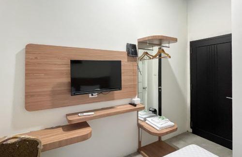 Rajabasa Hotel | Moresto Hotel Mitra RedDoorz