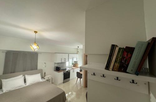 Gythio Apartment | Moretti Studios