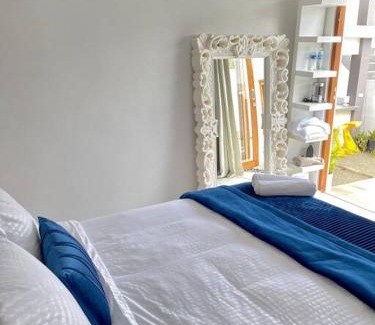 Curacao Apartment | Moringa Resort - Studio B with Pool, open Air Shared Shower Bath