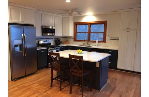 Kinsale House | Morningtide Cottage: Secluded Waterfront Getaway!