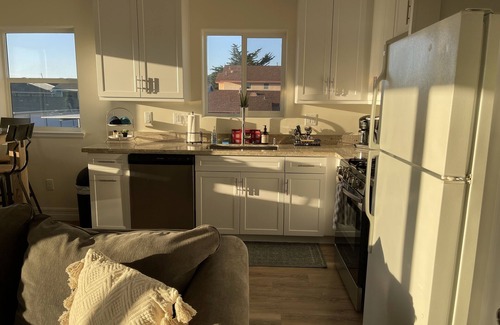 Morro Bay Apartment | Morro Rock View Retreat